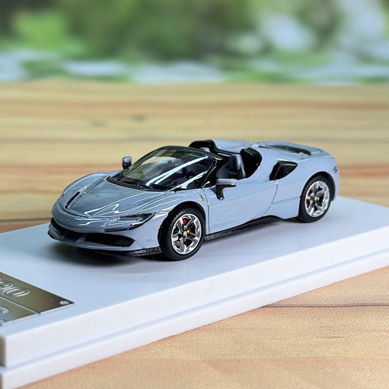 solo model 1/64 Diecast Model Car Ferrari SF90 Grigio (from LAPD MODELS)