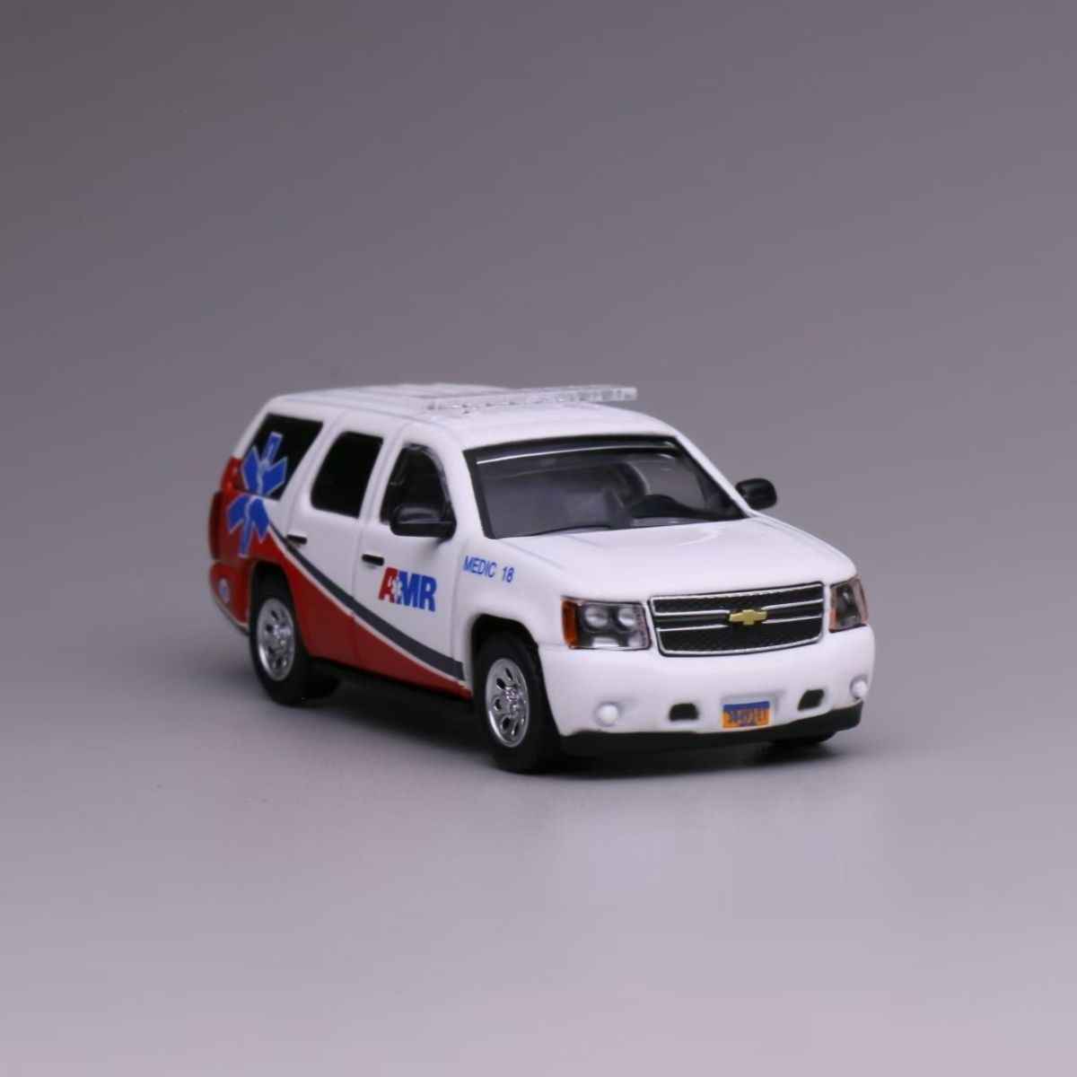 596 1/64 Diecast Model Car American Medical Response - AMR (from LAPD MODELS)